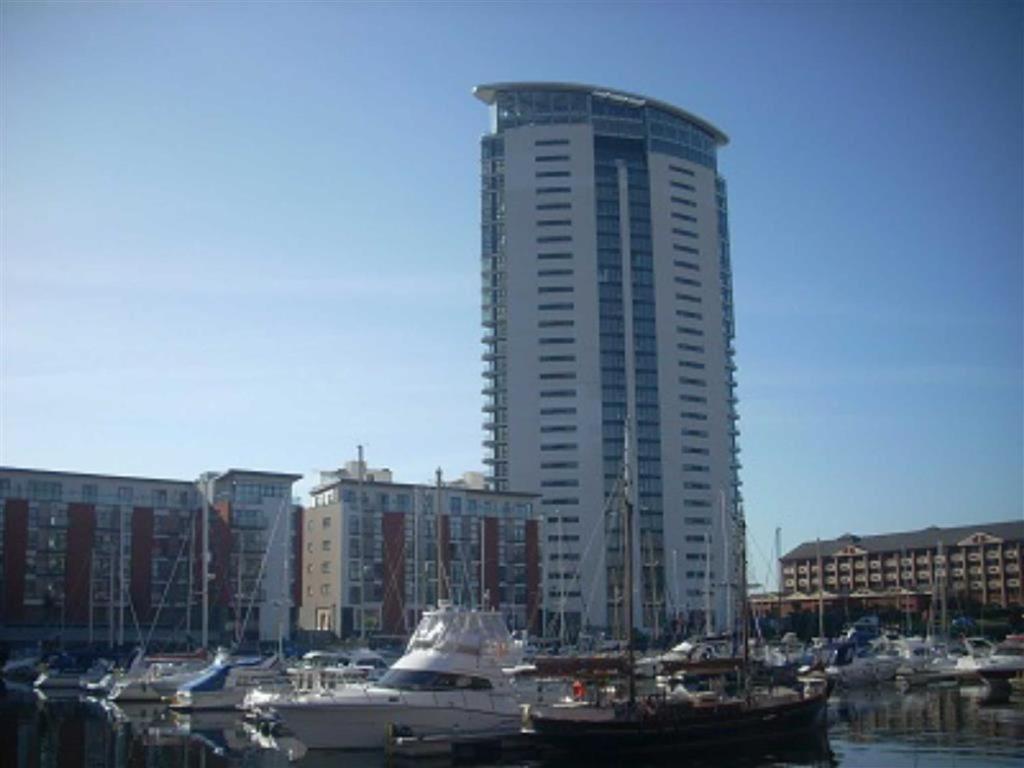 Апартаменты Beach On The Doorstep Meridian Tower Marina Суонси Экстерьер фото